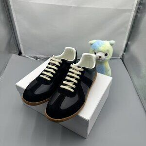 Maison Margiela Men's Sneakers EU 43